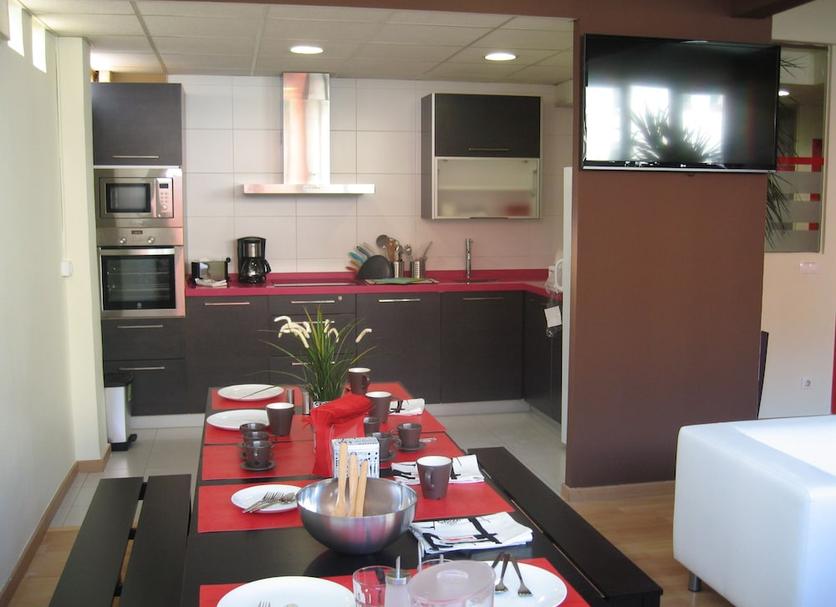 Kitchen Photo