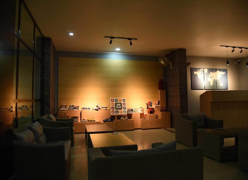 Lounge Photo
