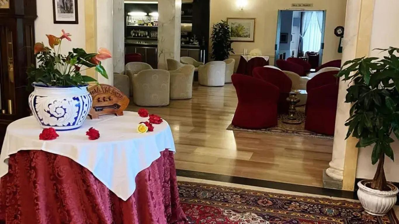 Hotel Savoia Palace