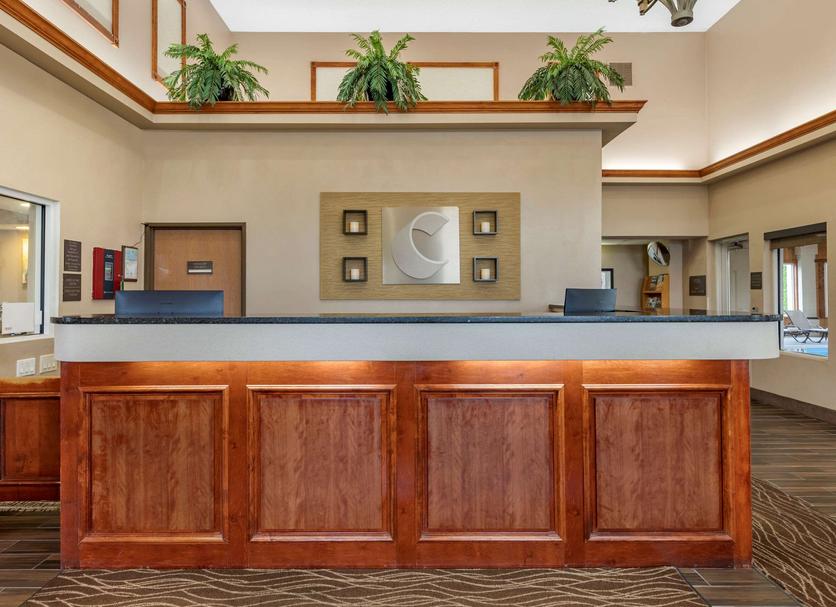 Front desk Photo