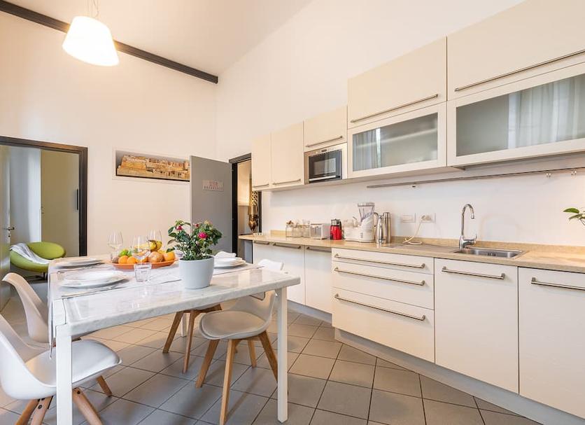 Kitchen Photo
