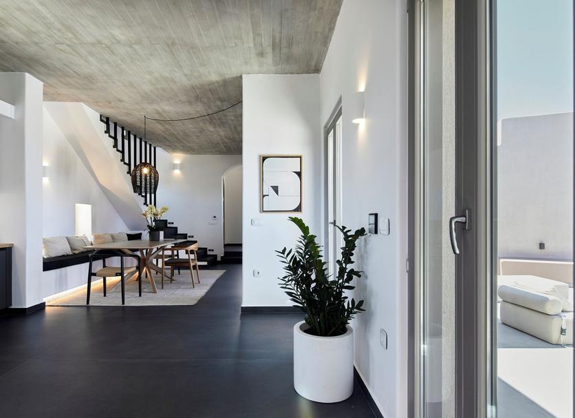 Dining room Photo