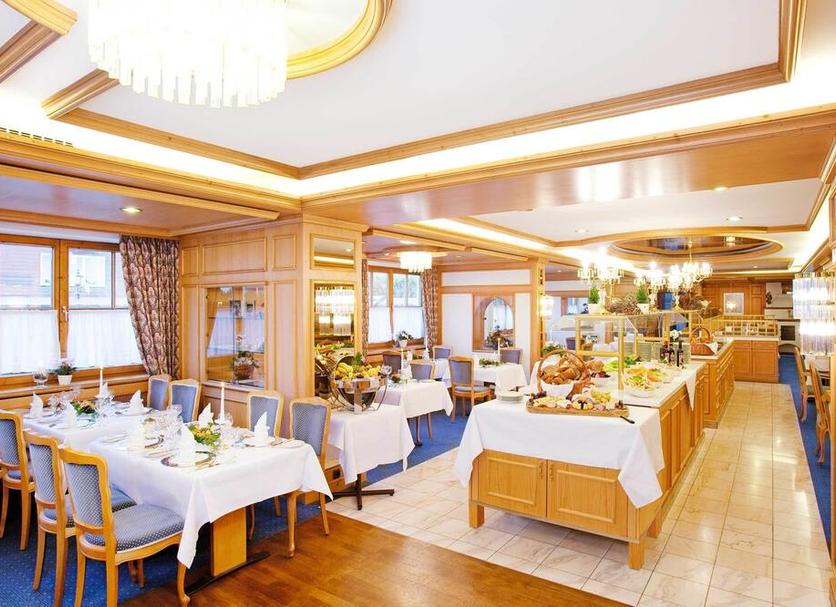 Restaurant Photo