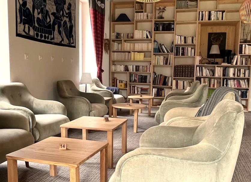 Lounge Photo