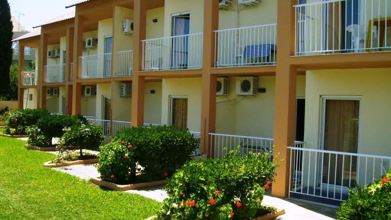 Aggelos Family Hotel