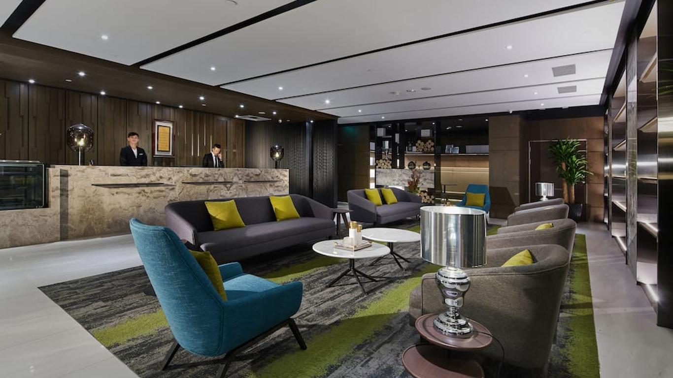 Harbour 10 Hotel
