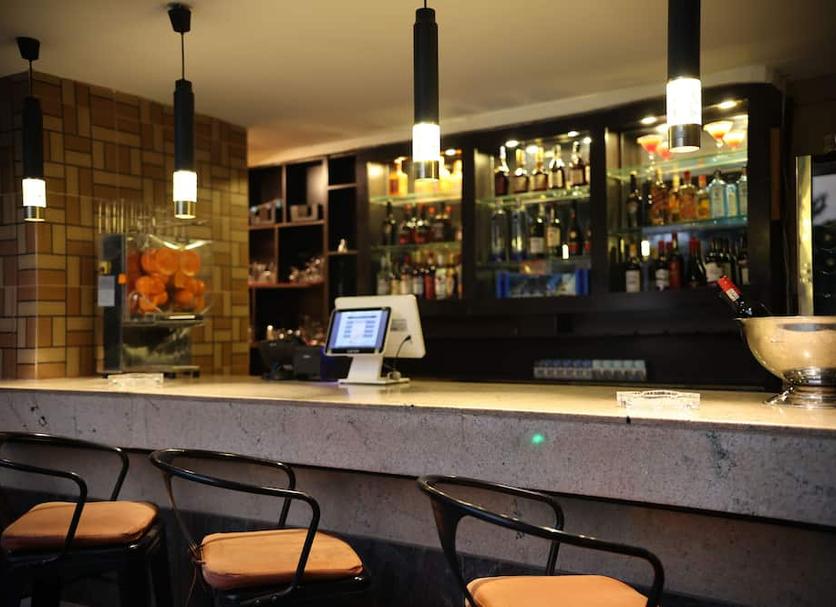 Bar Photo