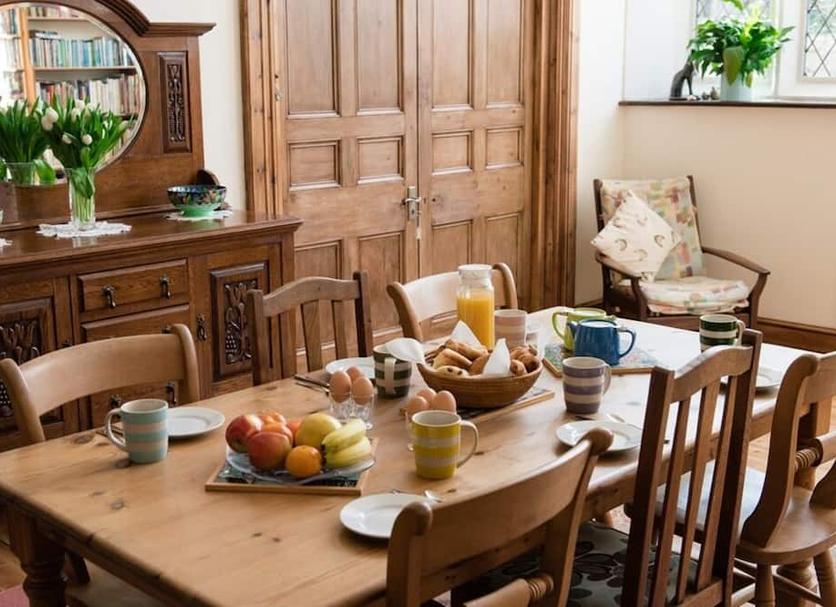 Dining room Photo