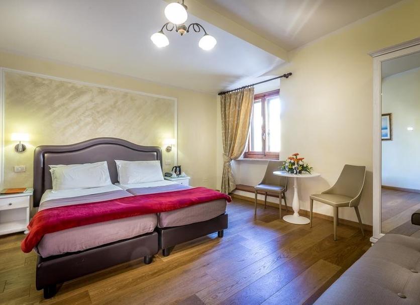 Bedroom Photo