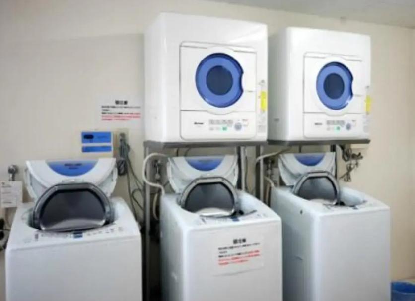 Laundry facility Photo