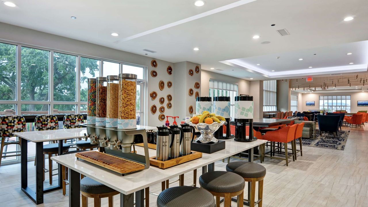 Hilton Garden Inn Biloxi from 104. Biloxi Hotel Deals & Reviews KAYAK