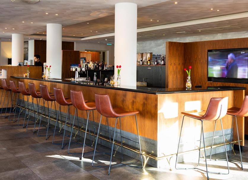 Bar Photo