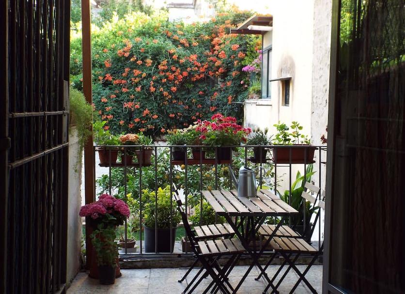 Balcony Photo