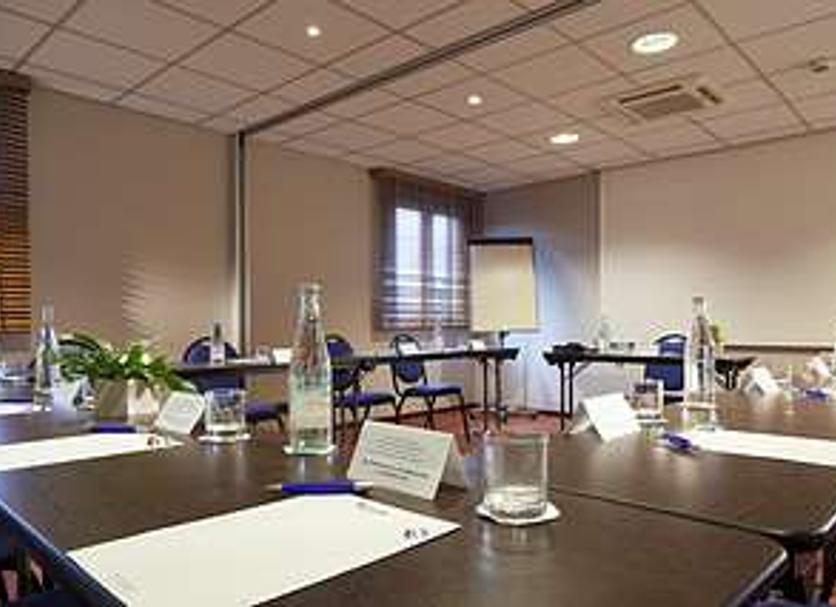 Conference room Photo