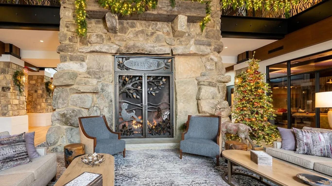 Dollywood's HeartSong Lodge & Resort