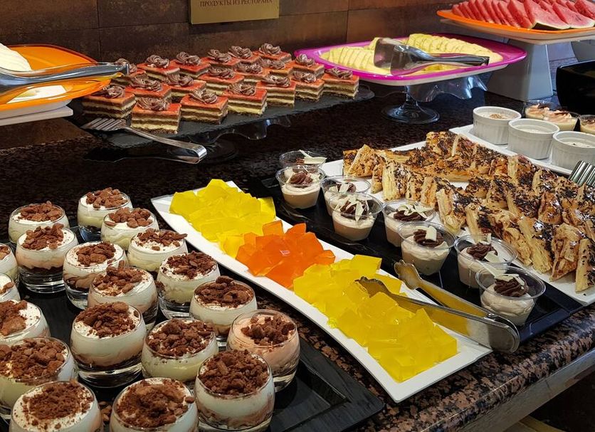 Buffet Photo