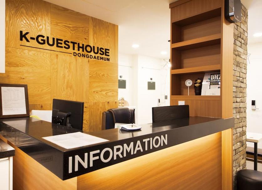 Front desk Photo