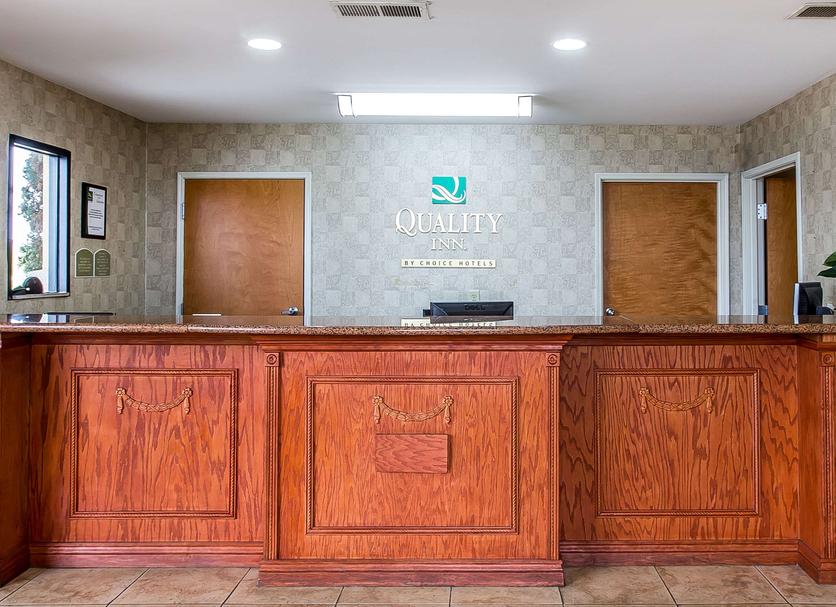 Front desk Photo