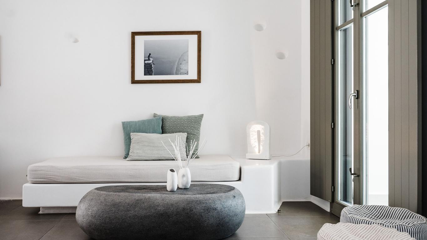 Amphitrite Suites Santorini