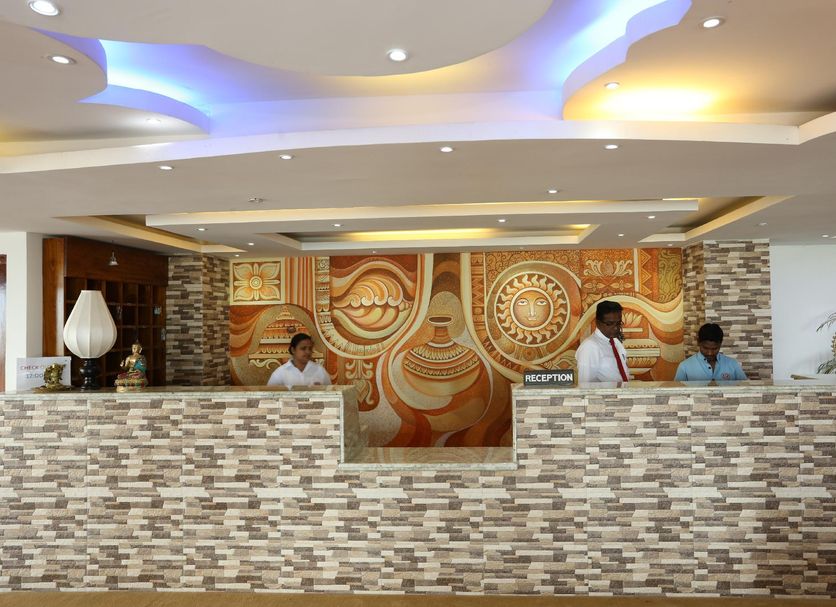 Front desk Photo