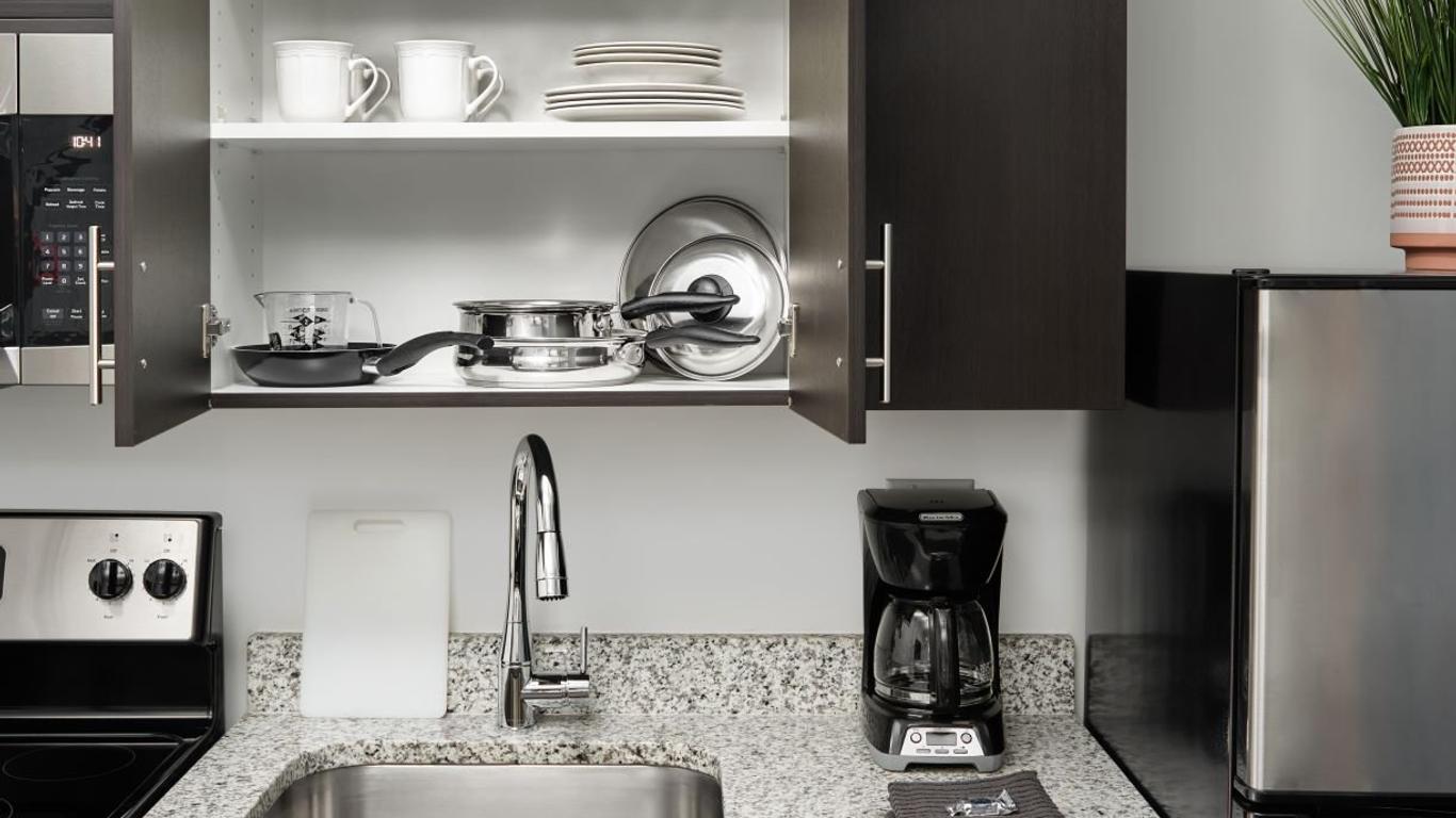 Stayapt Suites College Station