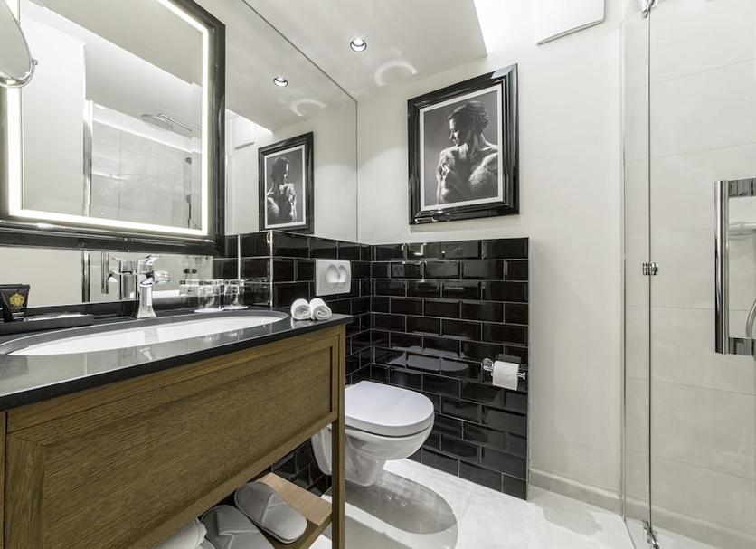 Bathroom Photo