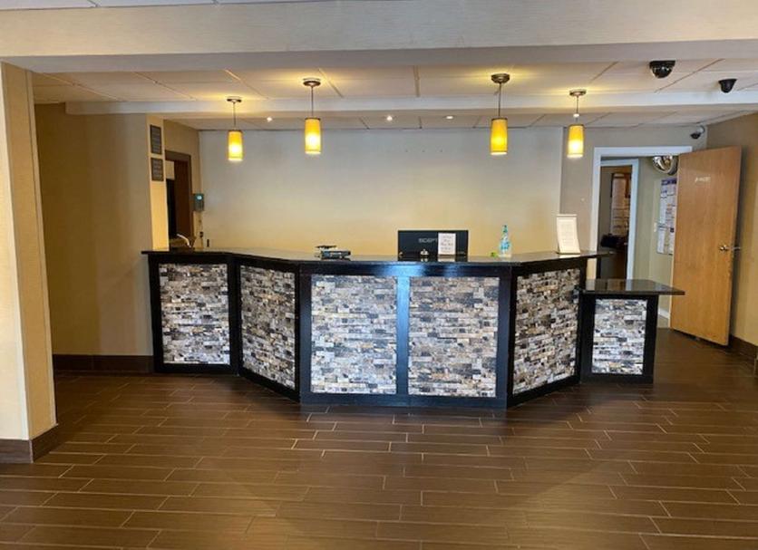 Front desk Photo