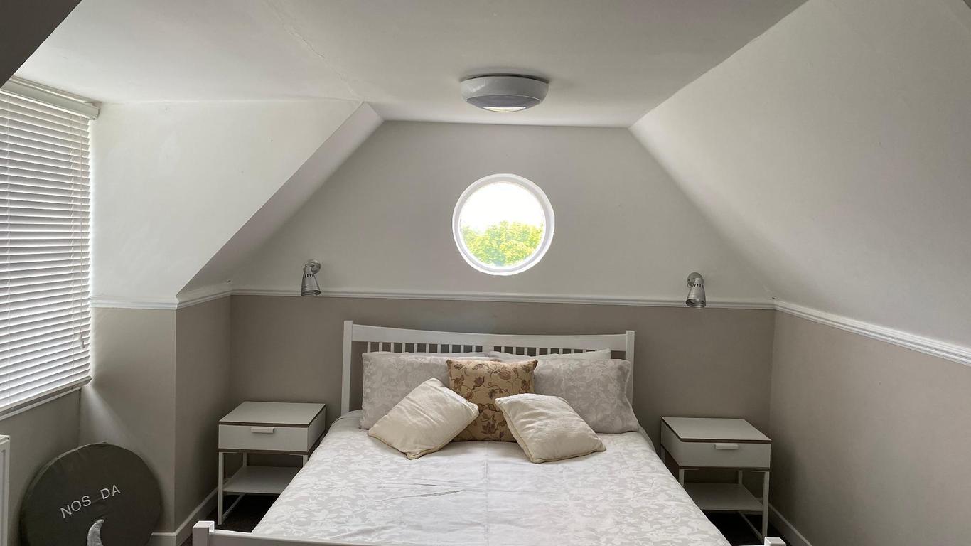 Thyme And Beyond Hotel from 142. Saundersfoot Hotel Deals & Reviews