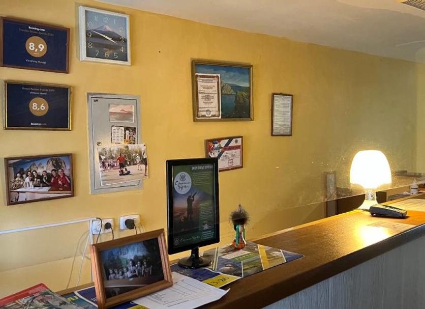 Front desk Photo