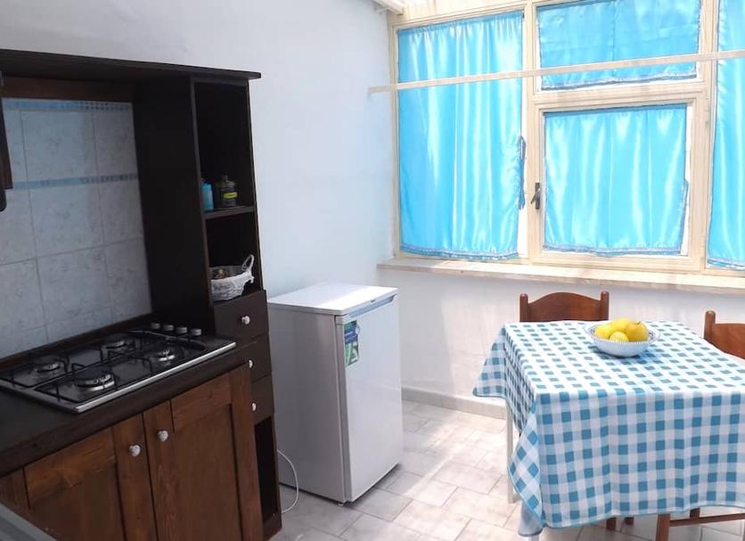 Kitchen Photo
