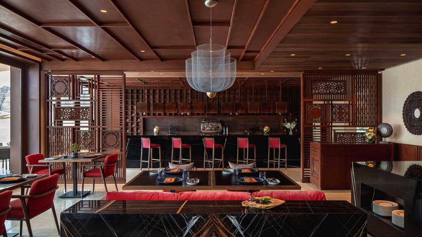 Banyan Tree Alula