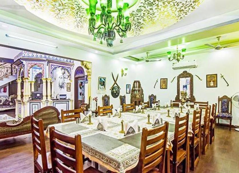 Dining room Photo