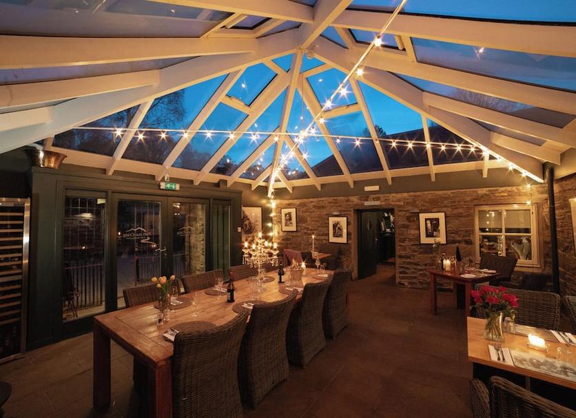 Restaurant Photo