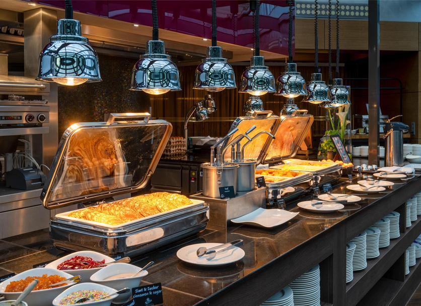 Buffet Photo