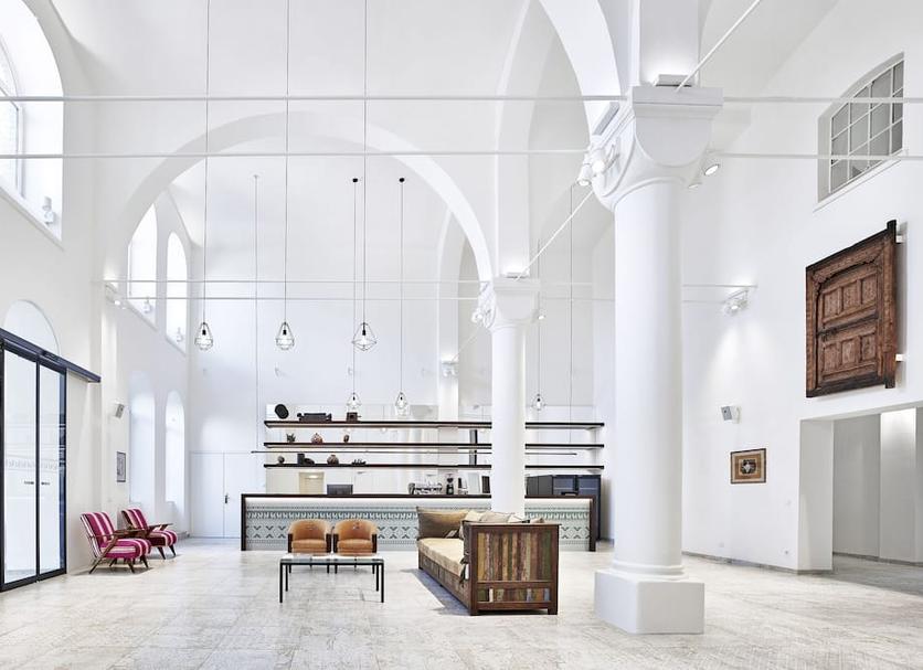 Lobby Photo