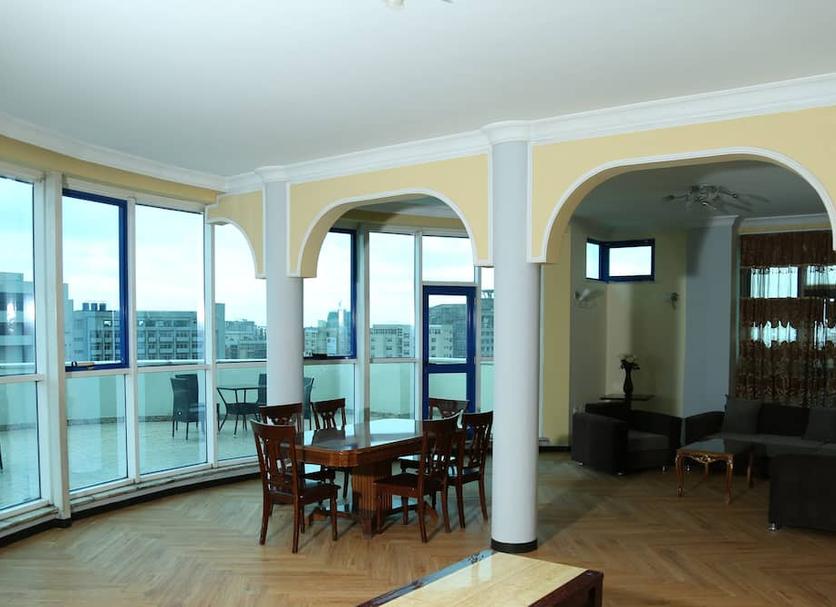 Dining room Photo