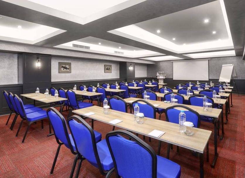 Conference room Photo