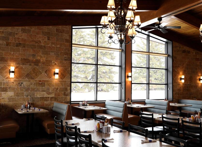 Restaurant Photo