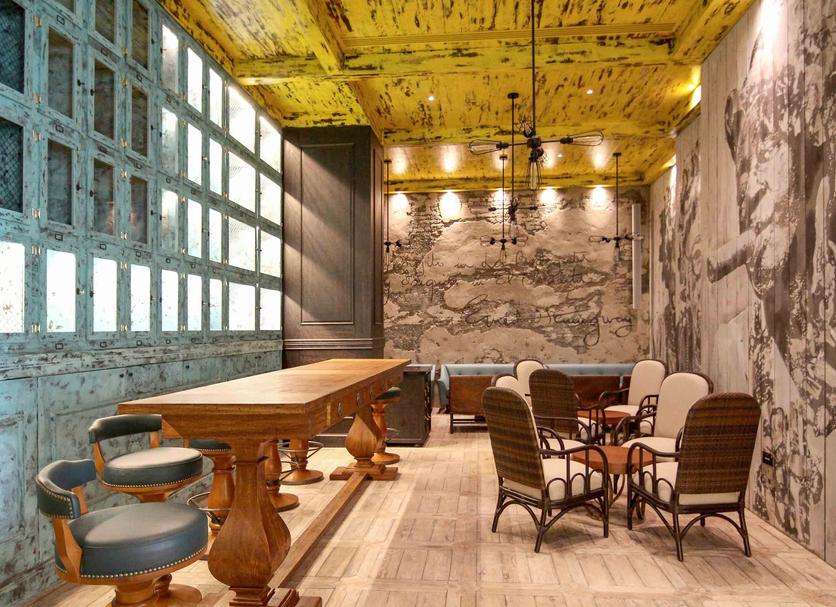 Restaurant Photo