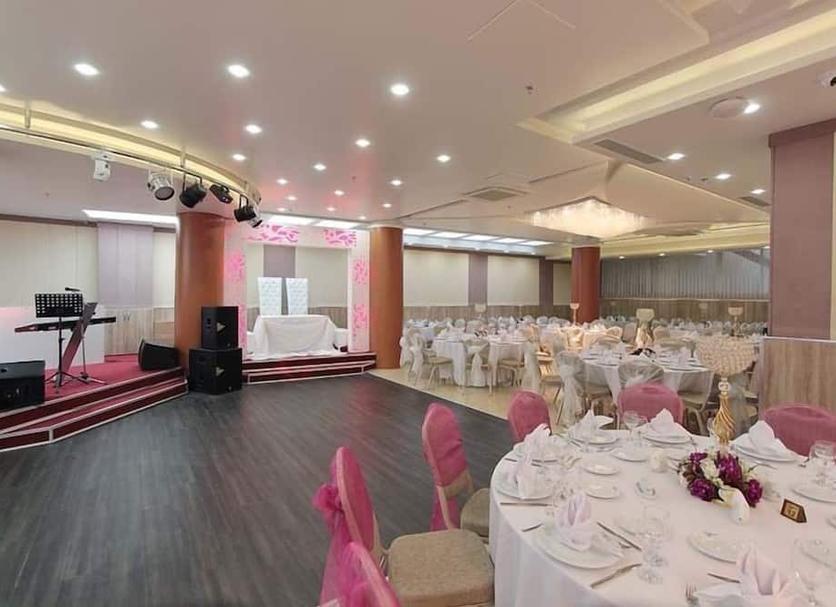 Banquet hall Photo