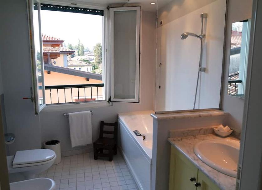 Bathroom Photo
