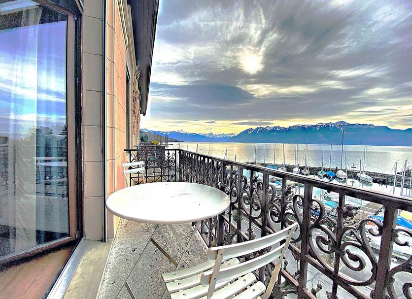 Balcony Photo
