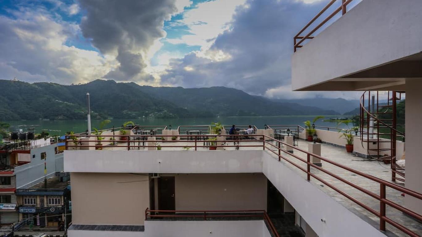 Hotel Kunja