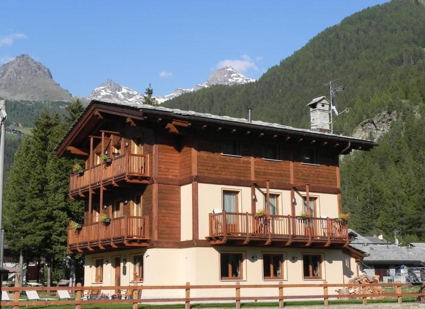 Building Photo