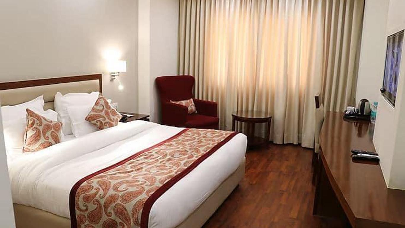 Mj Grand Inn