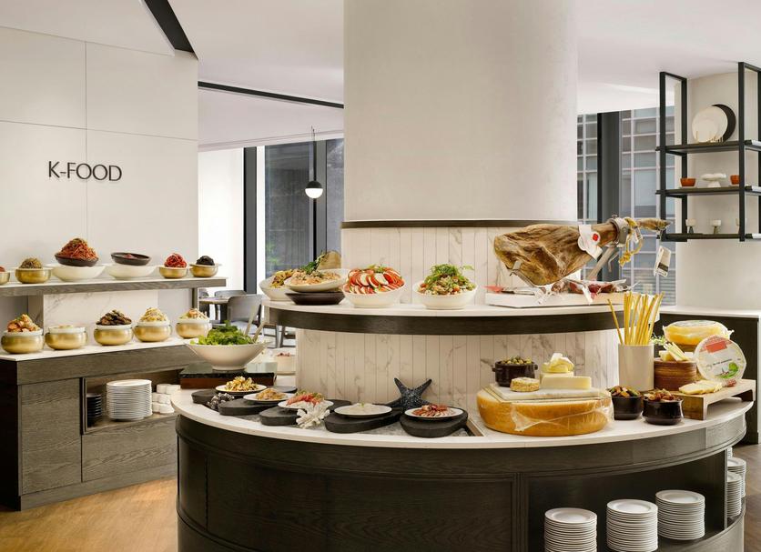 Buffet Photo