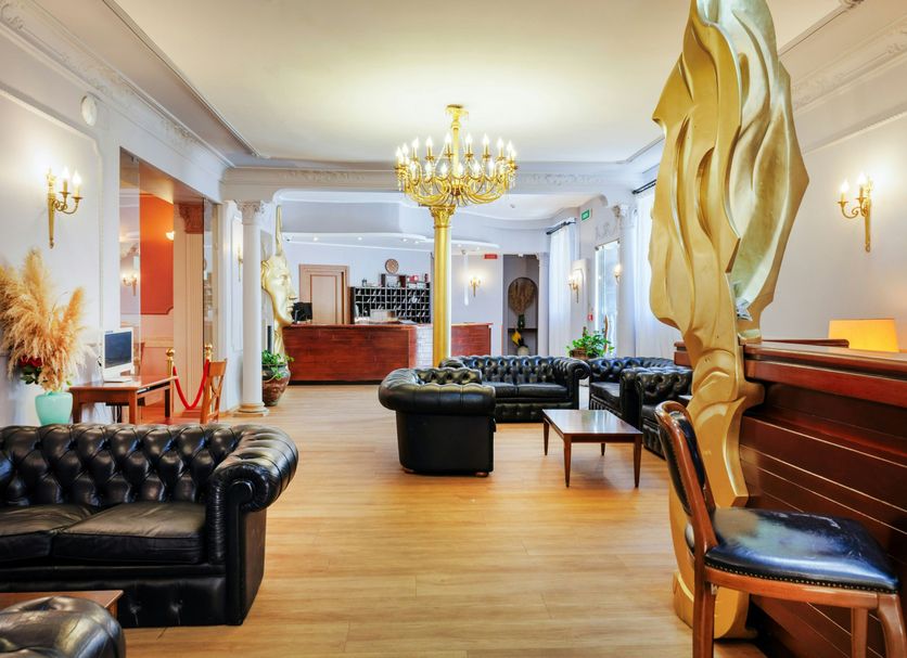 Lobby Photo