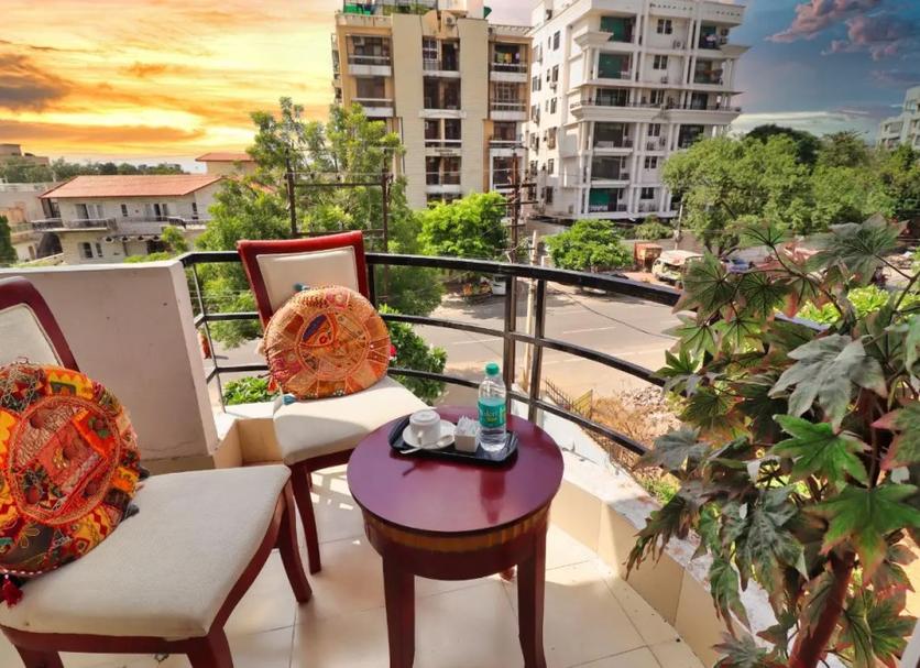 Balcony Photo
