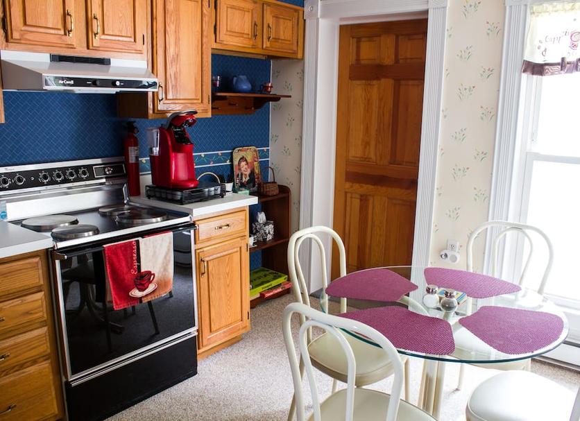 Kitchen Photo