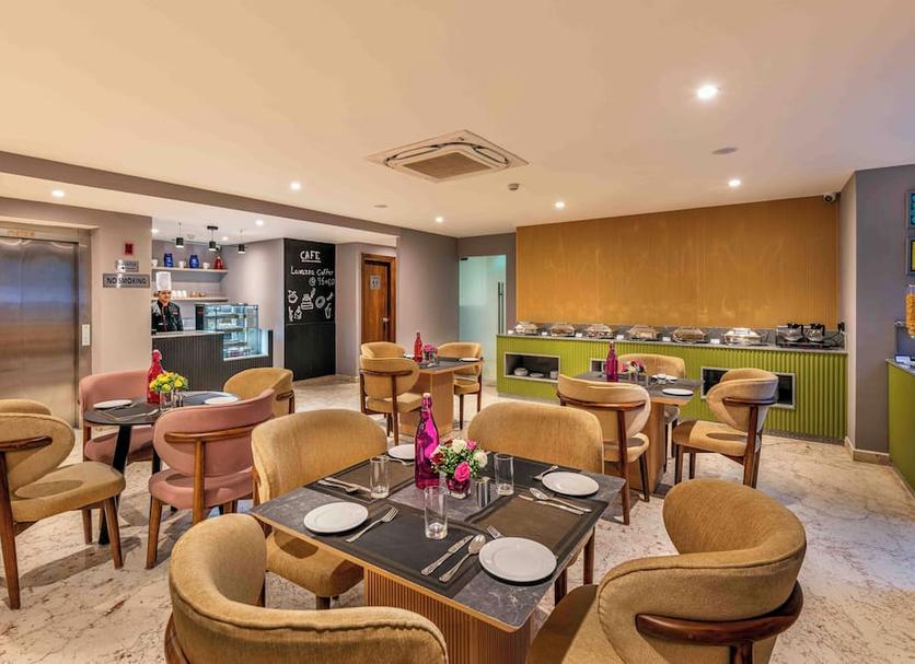 Restaurant Photo
